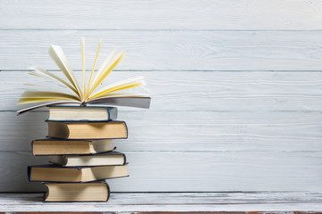 《桂林山水》的作者是谁啊？